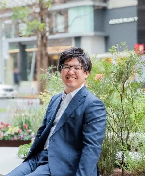 山本 力弥 氏