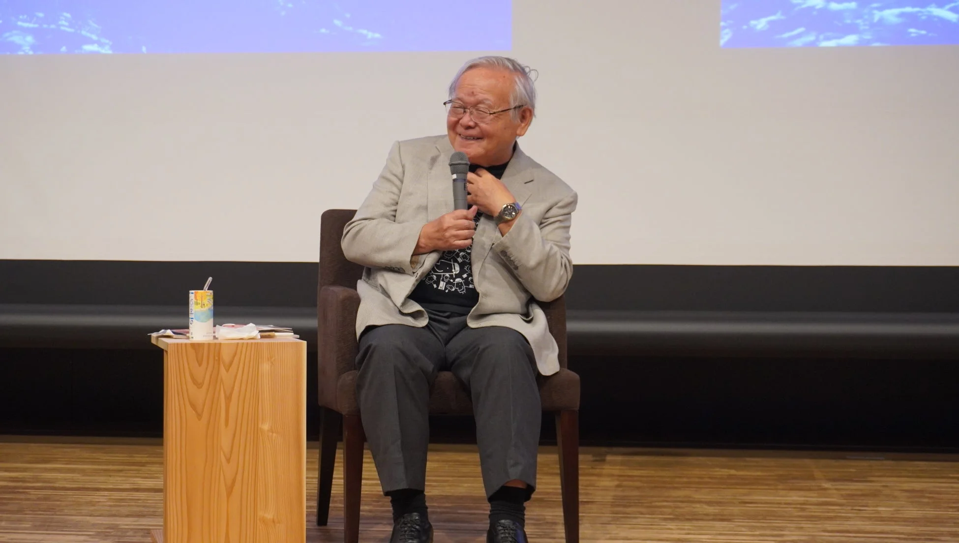 漫画家の安彦良和氏