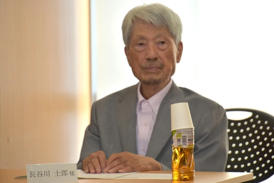 野口学長と長谷川士郎顧問