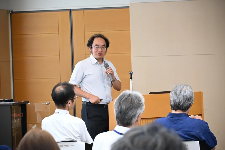 坂井教授の発表