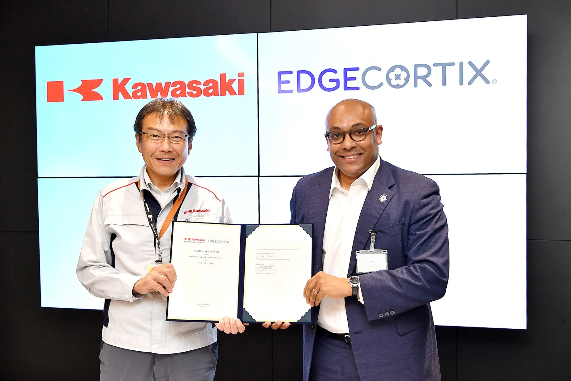 川崎重工とEdgeCortixの協業契約締結
