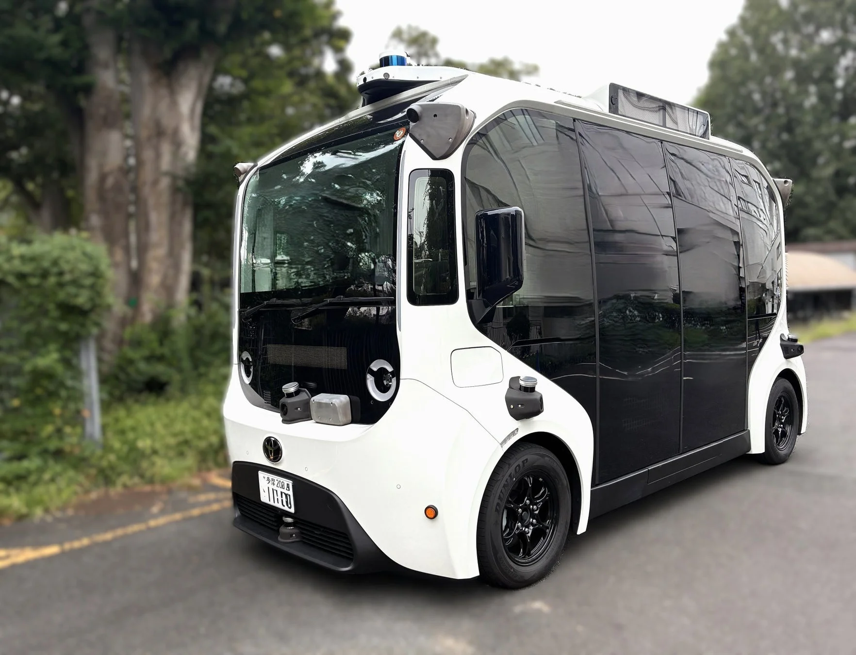 自動運転バス